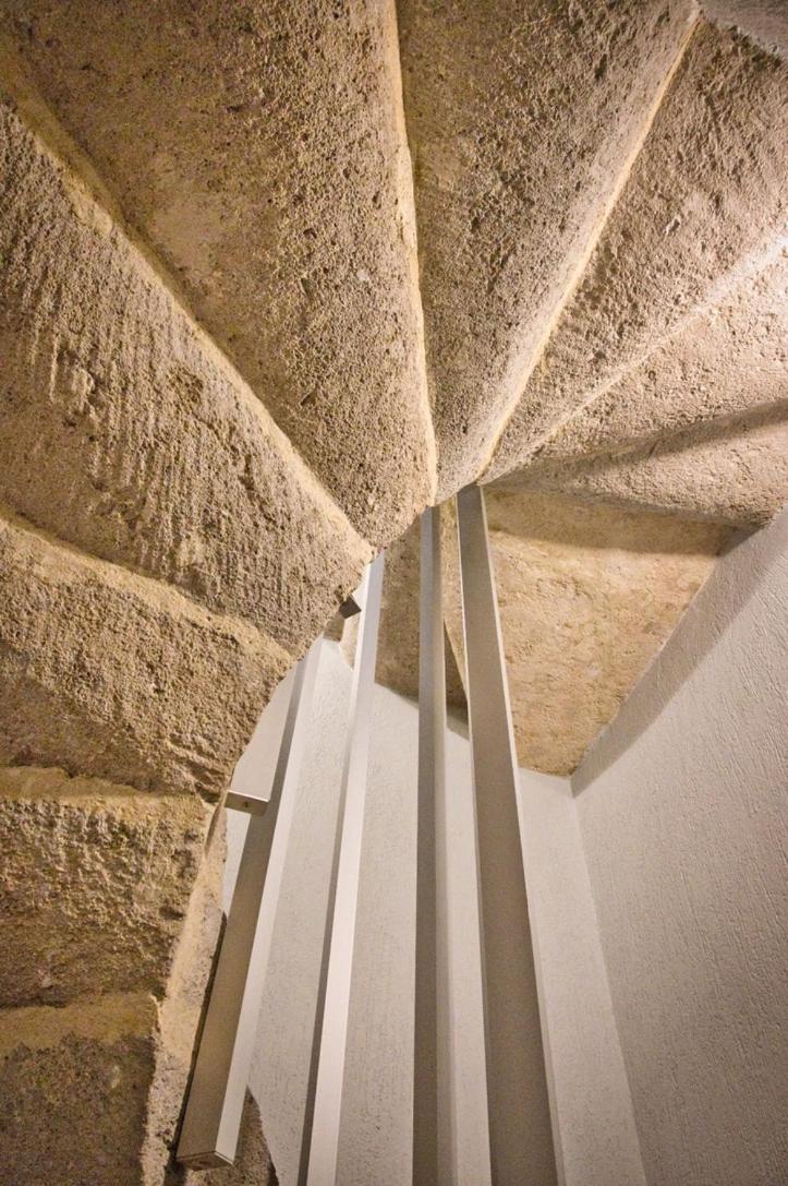 La Taverne Uzès المظهر الخارجي الصورة